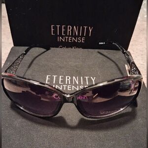 Relativity Black Sunglasses Ladies Designer Styles Super Fashion 100% UV NWT $30